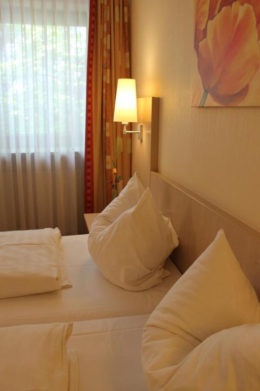 Hotel Petzengarten Nuremberg Room photo